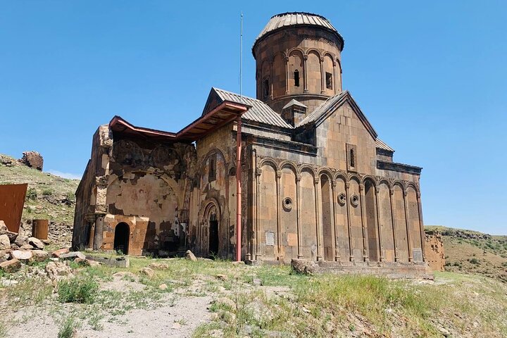 All-inclusive Private Guided 2-day Tour of Kars-Ani