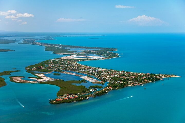 Belize International Airport - Placencia PRIVATE SHUTTLE