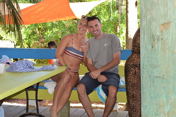 Swimming with Pigs in Nassau, Transportation Included