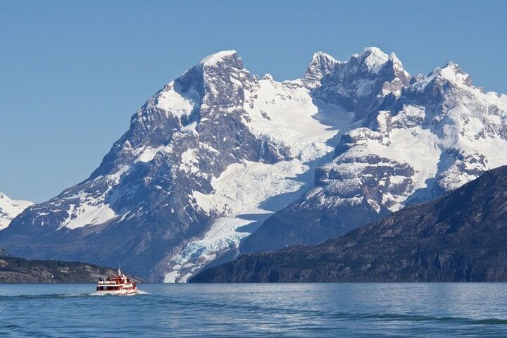 Balmaceda & Serrano Glaciers Cruise with Traditional Lunch