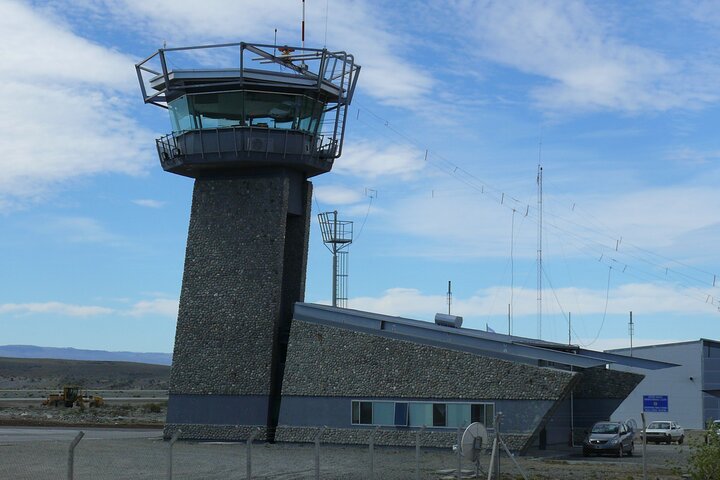 Private Car from El Chalten to El Calafate Airport or City