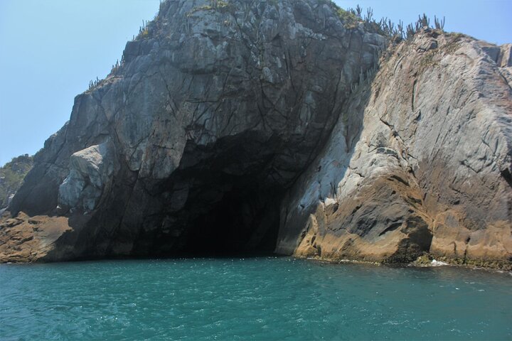 Boat Tour in Arraial do Cabo