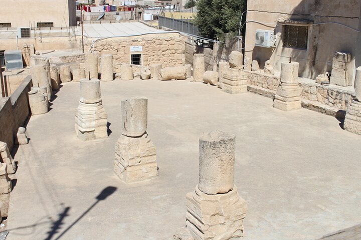 Private Walking Tour in Madaba with Local Guide