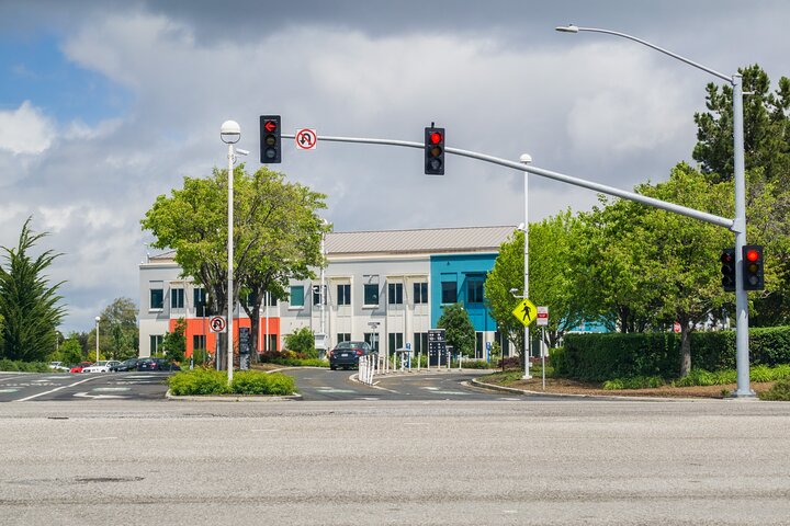 Silicon Valley Self-Guided Driving Audio Tour for Tech Lovers