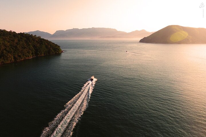 From Paraty: shared transfer to Ilha Grande