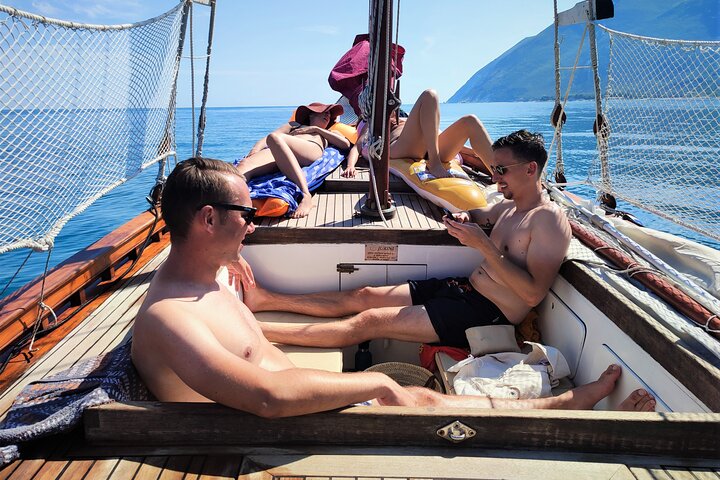 Private Traditional Sailboat Tour of the Conero Riviera