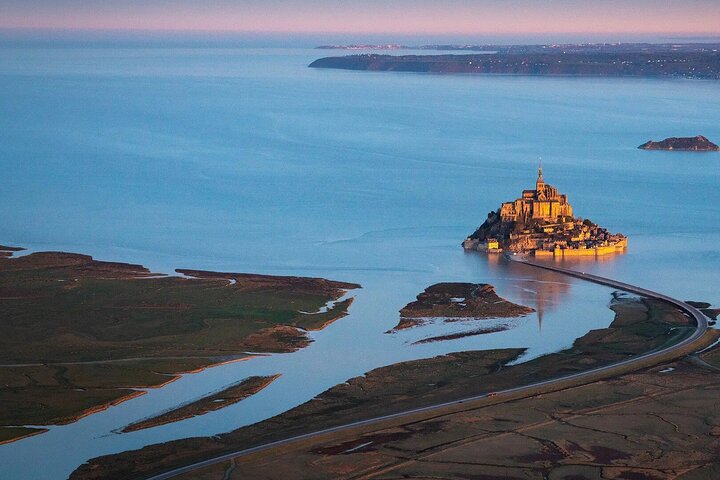 Day Trip Mont-Saint-Michel with a local driver from Rennes - 6 hours