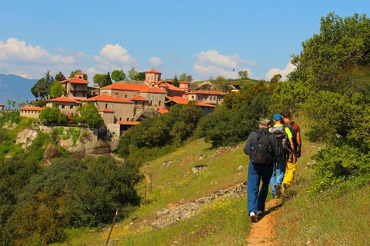 Meteora Small Group Hiking tour with Transfer and Monastery Visit
