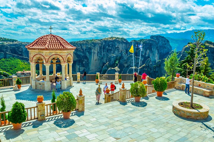 Discover Meteora's Monastic Heritage: Personalized Private Tour