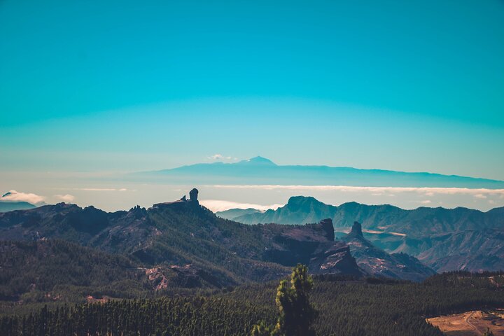 The Volcano Heart Tour: Hiking, Tasting and Sunset Experience