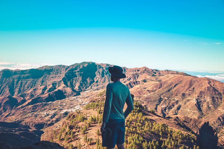 The Volcano Heart Tour: Hiking, Tasting and Sunset Experience