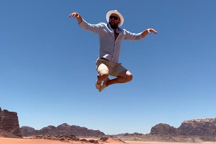Full Day Jeep Tour & Traditional Lunch - Wadi Rum Desert Highlights