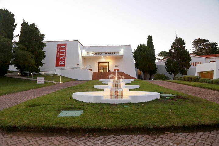 Punta del Este Classic City Tour with Sunset at Casapueblo