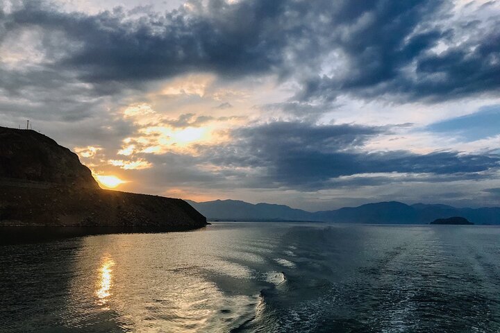 All-inclusive Private Guided 3-Day Tour of Van