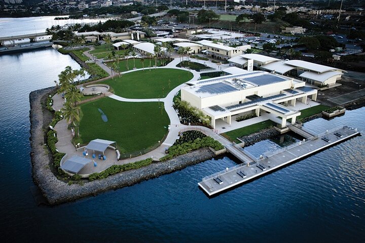 Pearl Harbor USS Arizona Memorial Tour from Waikiki
