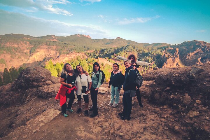 The Volcano Heart Tour: Hiking, Tasting and Sunset Experience