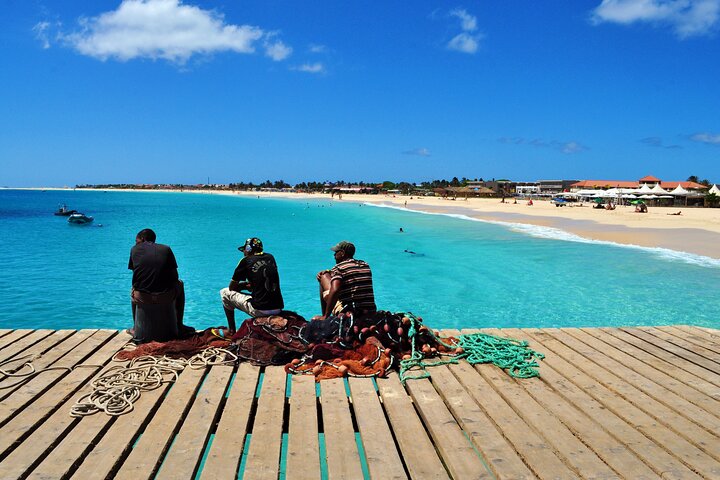 Sal Island Private Airport Transfer: SID Airport to Santa Maria