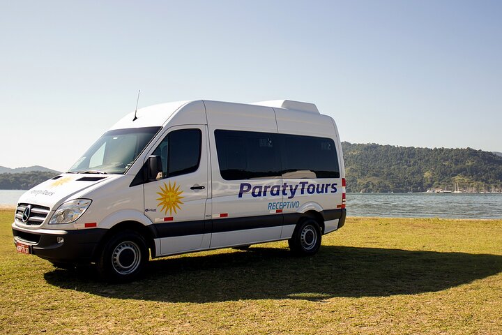 From Paraty: shared transfer to hotels in Rio de Janeiro
