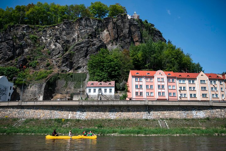 Canoeing on the Elbe river from Děčín to Bad Schandau