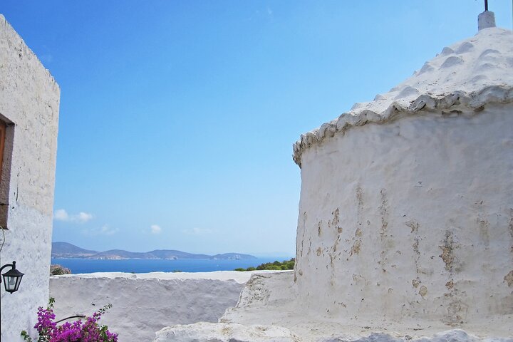 Guided Shore Excursion Patmos to the most Religious Highlights