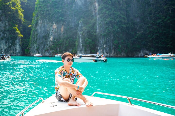 Phi Phi Islands One Day Tour By Speedboat from Krabi