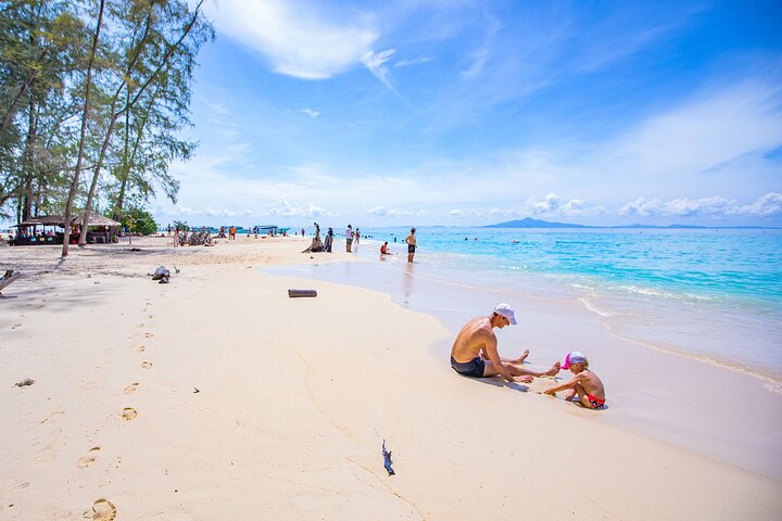 Phi Phi Islands One Day Tour By Speedboat from Krabi