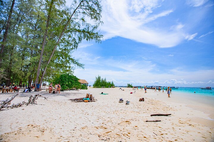 Phi Phi Islands One Day Tour By Speedboat from Krabi