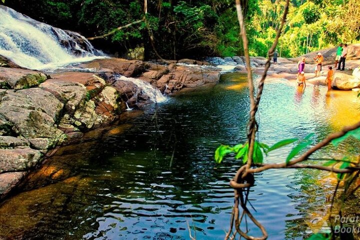 Jeep Tour to waterfalls and stills BY PARATY TOURS