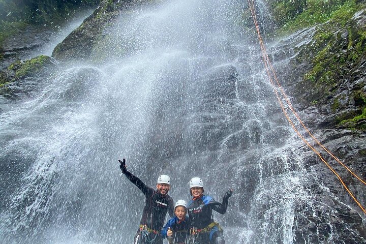 Rappelling and Torrentism