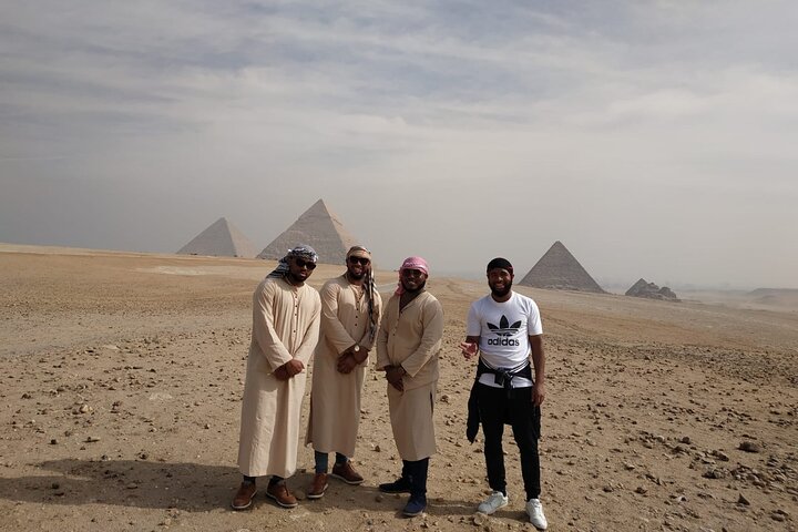 Half Day Tour Giza Pyramids& Great Sphinx with Private Tour Guide