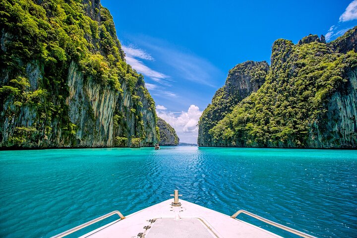Phi Phi Islands One Day Tour By Speedboat from Krabi