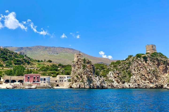 8-Hour Boat Tour from Castellammare del Golfo to San Vito Lo Capo