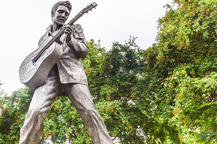 Elvis Presley Full-Day Private Tour of Memphis & Graceland