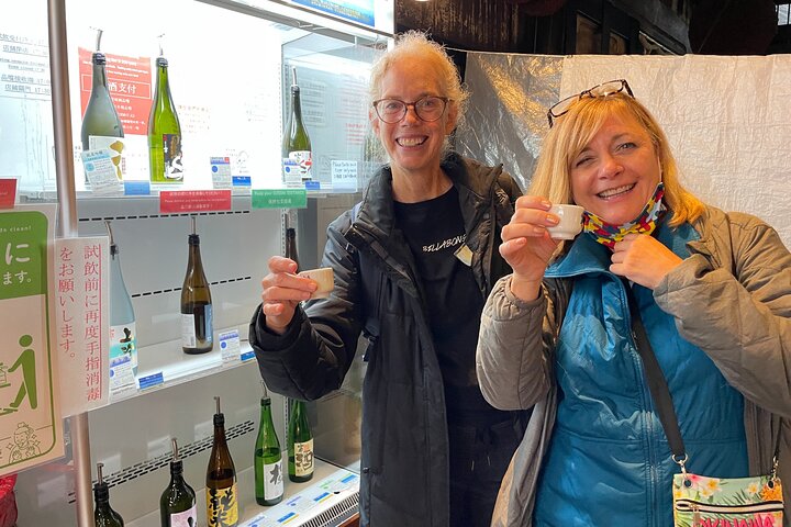 Takayama Local Food & Sake Culture Tour, Licensed Guide