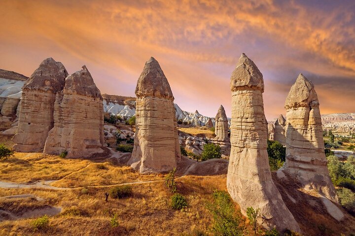 Cappadocia Red Tour,(included,lunch,guide,entrance fees)