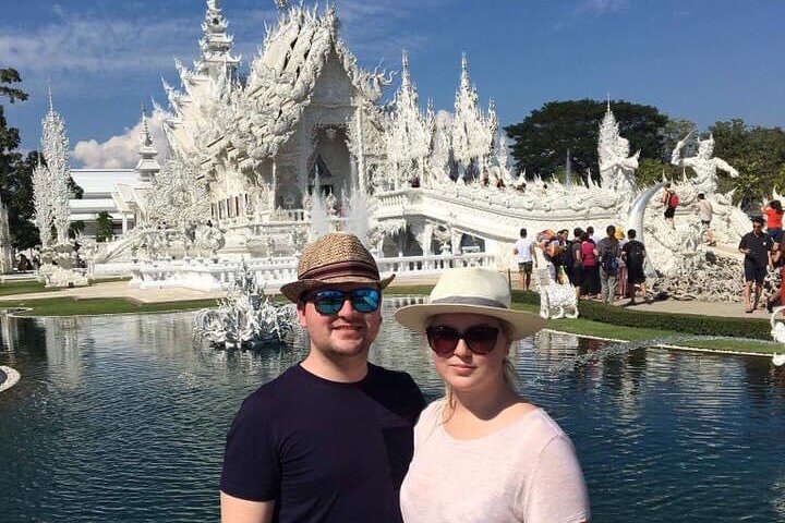 Chiang Rai White and Blue Temples Private Trip