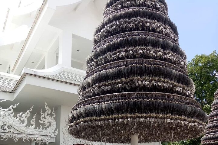Chiang Rai White and Blue Temples Private Trip