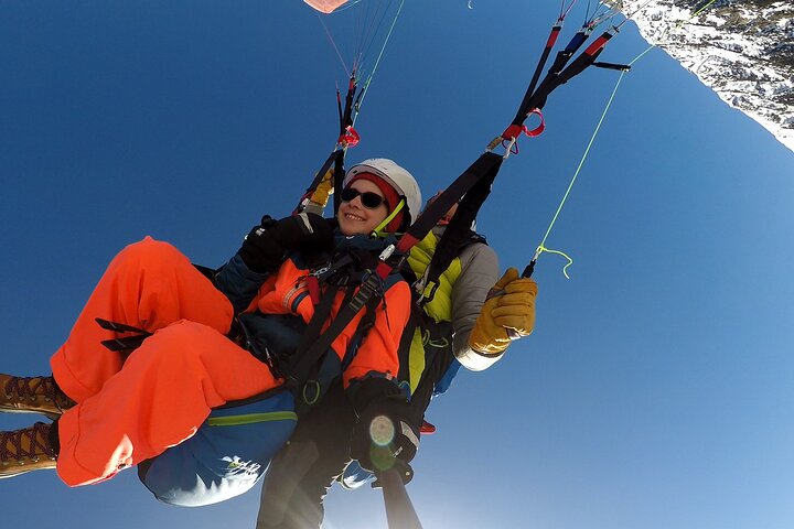 Fly in Paragliding! Paragliding experience over Chamonix!