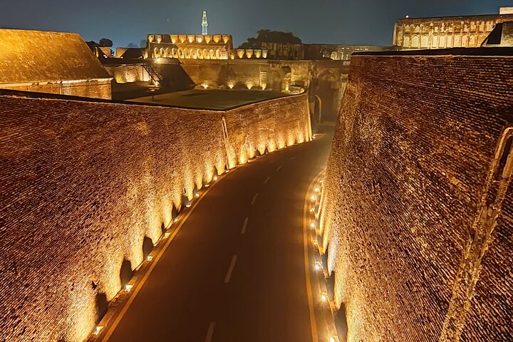 Lahore Full Day Sightseeing Tour