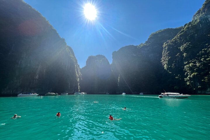 Phi Phi Islands Adventure Day Trip w/ Seaview Lunch by V. Marine