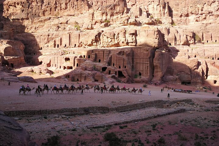 Private 3-Hour Guided Tour of Petra with Hotel Pickup .