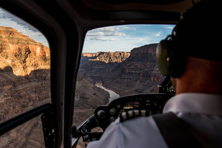 Grand Canyon West Rim Luxury Helicopter Tour from Las Vegas