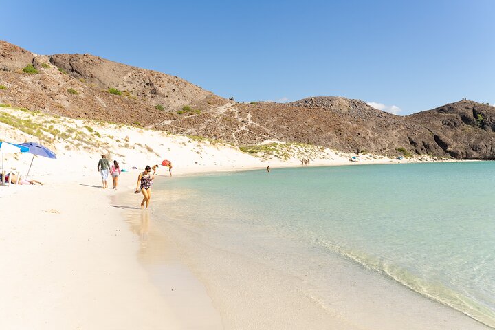 La Paz Beaches Half Day Tour