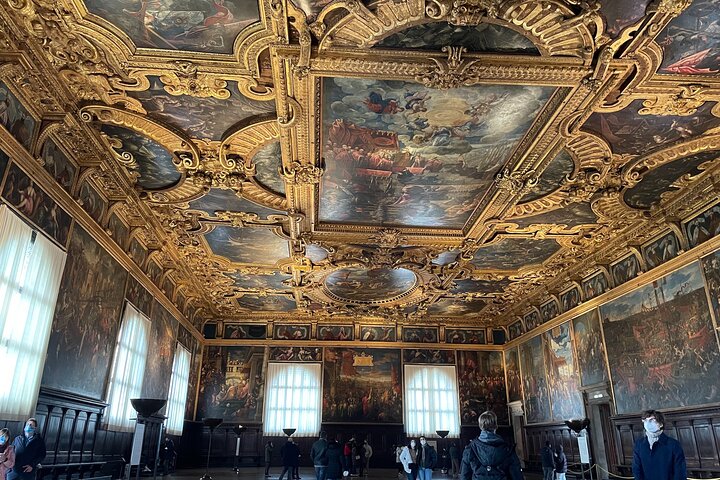 Venice: St.Mark's Basilica & Doge's Palace Tour with Tickets