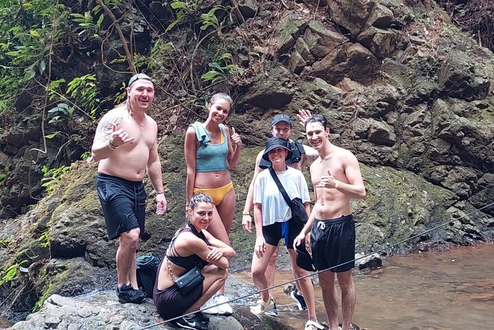 Hike 10 waterfalls in Jaco lunch included
