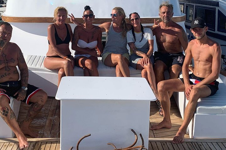PRIVATE! | Full Day Charter Boat Trip| Up to 14 | Snorkeling and Islands tour