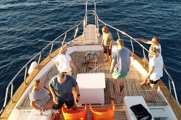 PRIVATE! | Full Day Charter Boat Trip| Up to 14 | Snorkeling and Islands tour