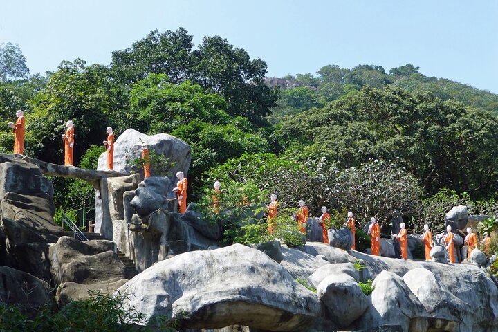 2 Day Private Tour of Kandy, Sigiriya & Dambulla - All Inclusive