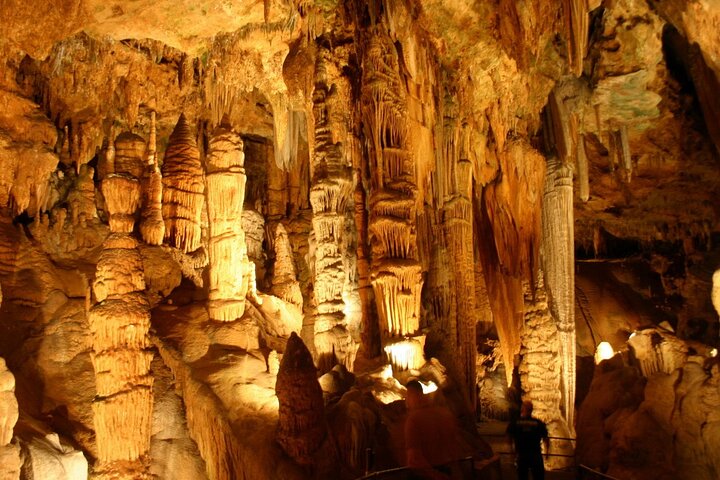 Shenandoah National Park, Luray Caverns Small Group from D.C.