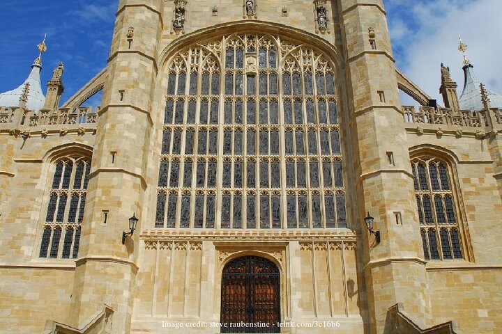Windsor Castle & St George's Chapel Private 3-hour Walking Tour